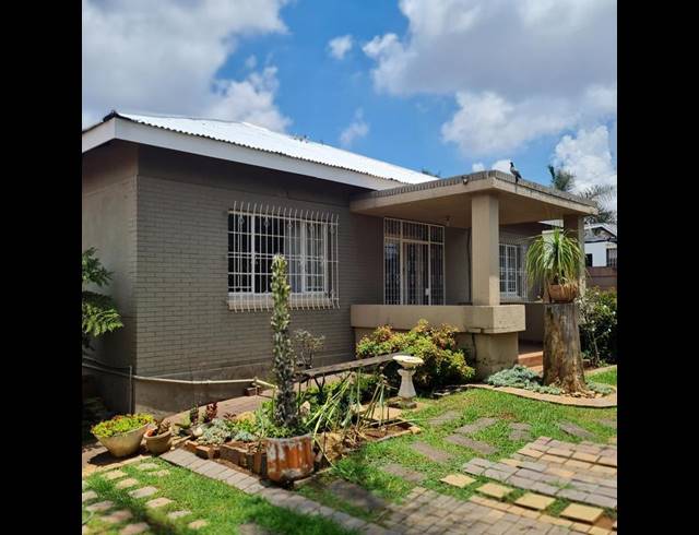 4 BEDROOM HOUSE FOR SALE IN PRIMROSE
